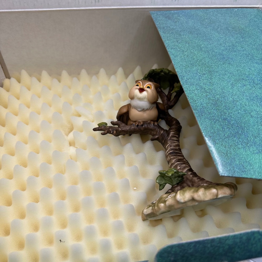 WDCC Bambi Friend Owl Figurine What's Going On Around Here 50th Anniversary Box - Picture 10 of 10
